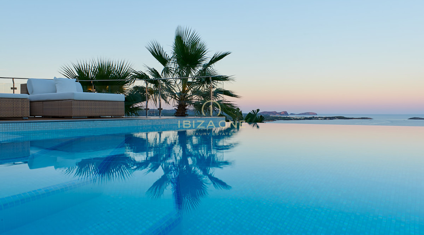 Moderne luxe villa met panoramisch uitzicht en luxe prachtige villa te koop, Ibiza - Moderne luxe villa met panoramisch uitzicht en luxe prachtige villa te huur, Ibiza