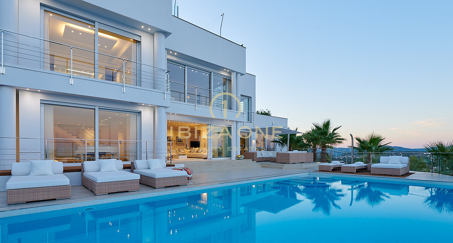 Фотографии объектов недвижимости