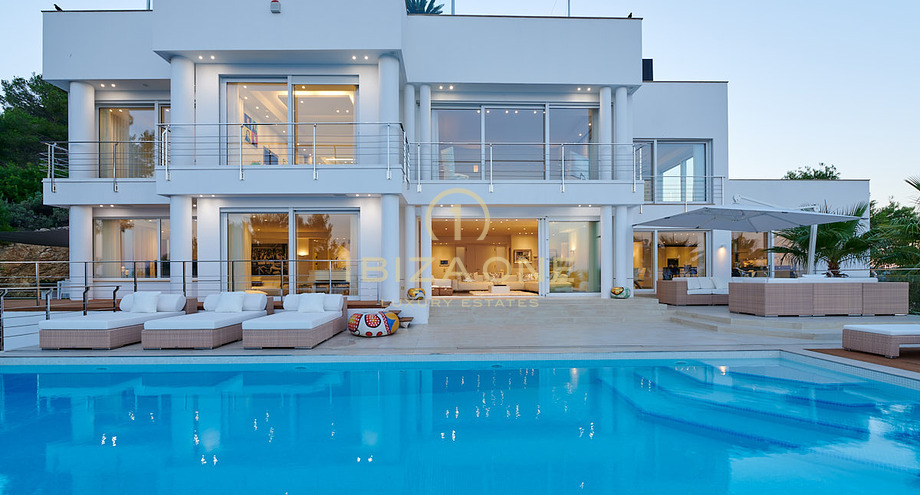 Фотографии объектов недвижимости