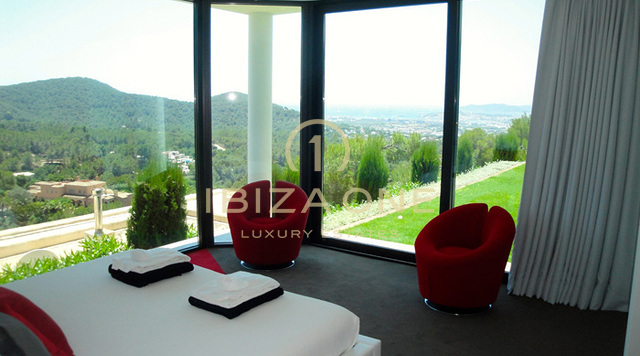 Villa de luxe et unique près d'Ibiza - vue exclusive sur Ibiza et la mer à vendre, Ibiza - Villa de luxe et unique près d'Ibiza - vue exclusive sur Ibiza et la mer à louer, Ibiza