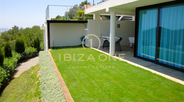 Luxe en unieke villa dichtbij Ibiza - exclusief uitzicht op Ibiza en de zee te koop, Ibiza - Luxe en unieke villa dichtbij Ibiza - exclusief uitzicht op Ibiza en de zee te huur, Ibiza