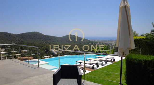 Luxe en unieke villa dichtbij Ibiza - exclusief uitzicht op Ibiza en de zee te koop, Ibiza - Luxe en unieke villa dichtbij Ibiza - exclusief uitzicht op Ibiza en de zee te huur, Ibiza