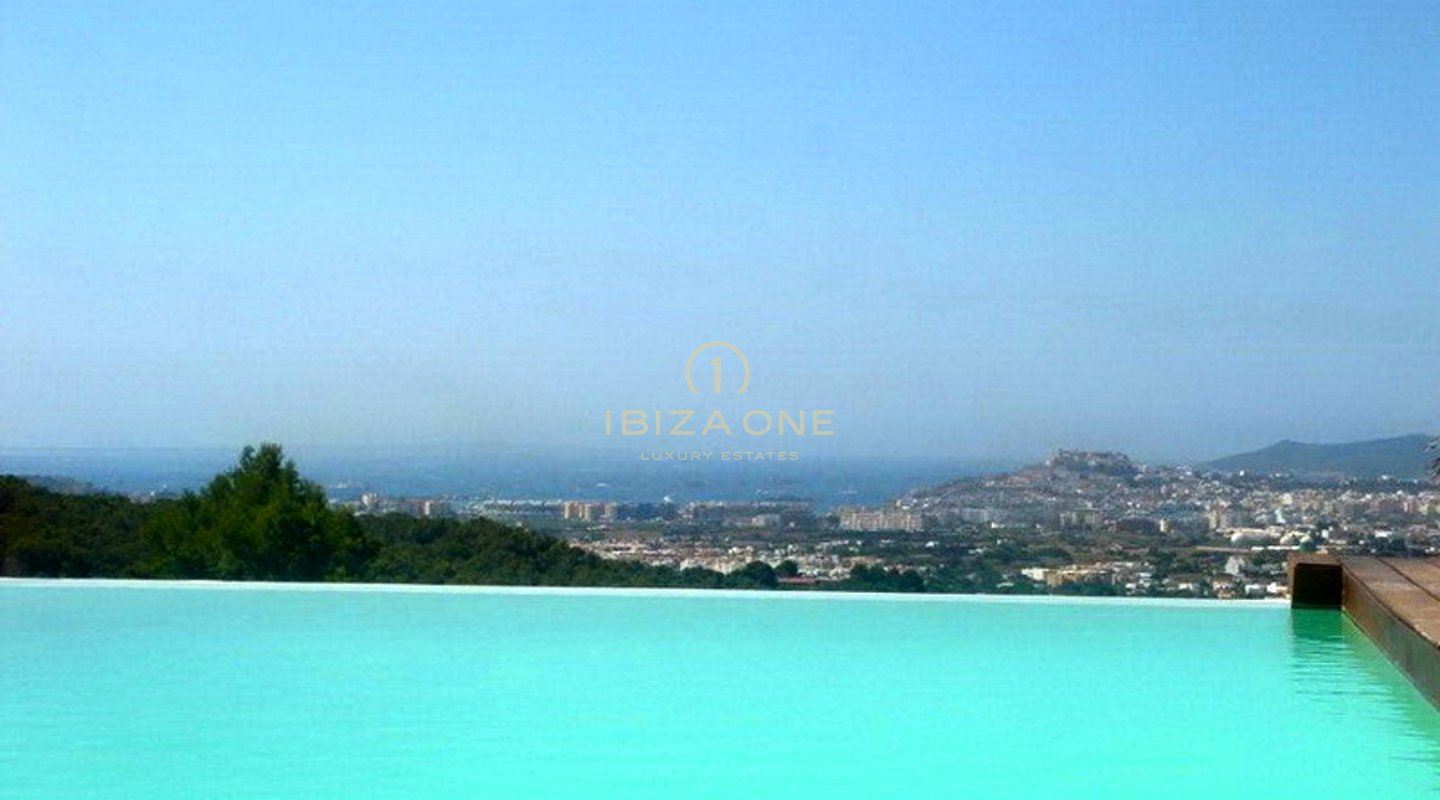 Luxurious and spacious villa, with view to Dalt Vila for sale, Ibiza - Luxurious and spacious villa, with view to Dalt Vila for rent, Ibiza