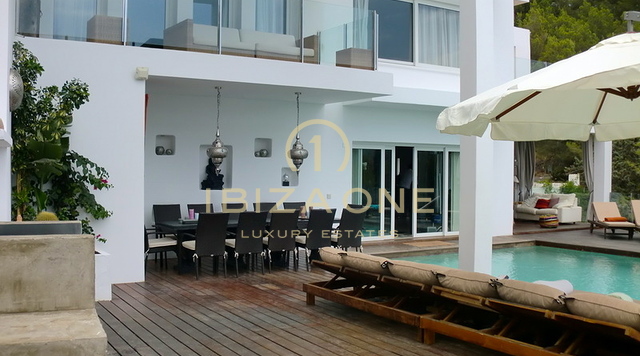 Luxe en ruime villa met uitzicht op Dalt Vila te koop, Ibiza - Luxe en ruime villa met uitzicht op Dalt Vila te huur, Ibiza