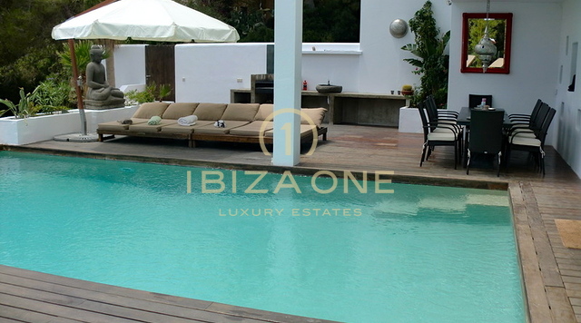 Luxuriöse und geräumige Villa mit Blick auf Dalt Vila zu verkaufen, Ibiza - Luxuriöse und geräumige Villa mit Blick auf Dalt Vila zu vermieten, Ibiza