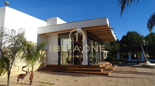 Luxuriöse und schöne Finca in der Nähe von Ibiza zu verkaufen, Ibiza - Luxuriöse und schöne Finca in der Nähe von Ibiza zu vermieten, Ibiza