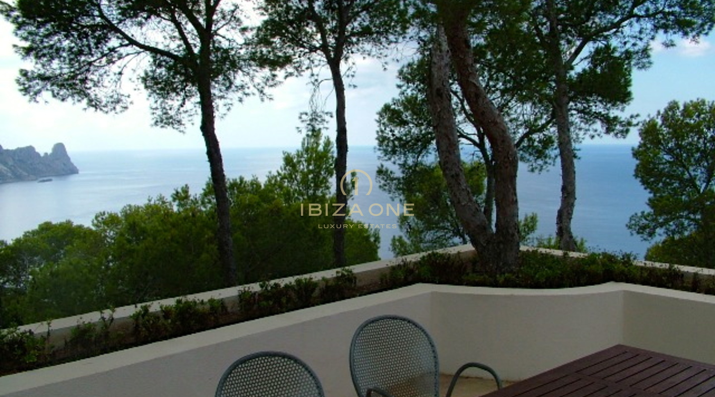 Luxury villa with spectacular sunset views from Es Vedra round to Cala Tarida for sale, Ibiza - Luxury villa with spectacular sunset views from Es Vedra round to Cala Tarida for rent, Ibiza