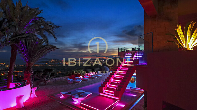 Mirage Ibiza - La mejor propiedad en Can Rimbau y cerca de Ibiza - Casa de lujo en alquiler - 3 piscinas exteriores climatizadas + jacuzzi en alquiler, Ibiza