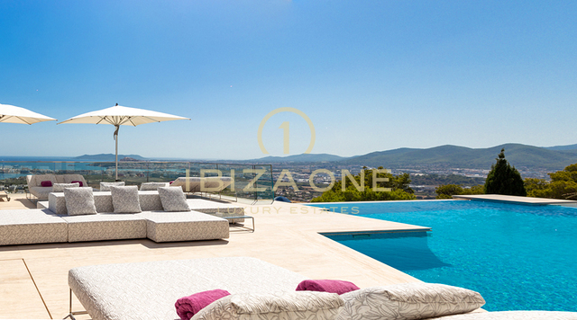 Mirage Ibiza - La mejor propiedad en Can Rimbau y cerca de Ibiza - Casa de lujo en alquiler - 3 piscinas exteriores climatizadas + jacuzzi en alquiler, Ibiza