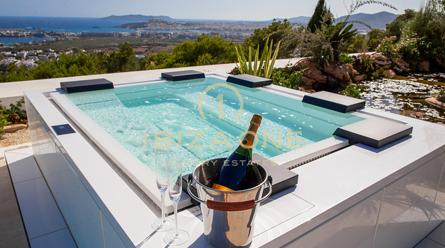 Mirage Ibiza – Beste Immobilie in Can Rimbau und in der Nähe von Ibiza – Luxushaus zu vermieten – 3 beheizte Außenpools + Whirlpool zu vermieten, Ibiza