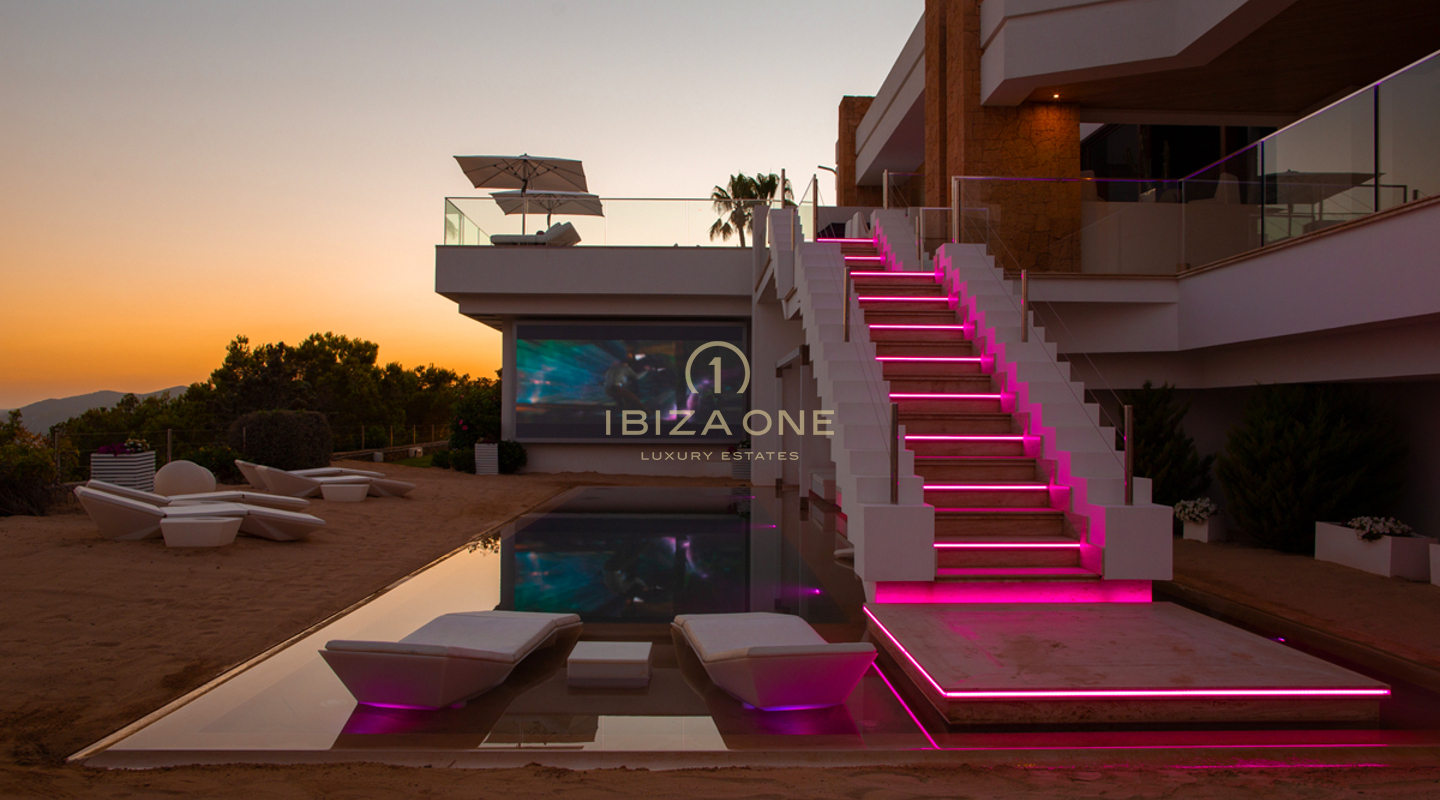 Mirage Ibiza – Beste Immobilie in Can Rimbau und in der Nähe von Ibiza – Luxushaus zu vermieten – 3 beheizte Außenpools + Whirlpool zu vermieten, Ibiza