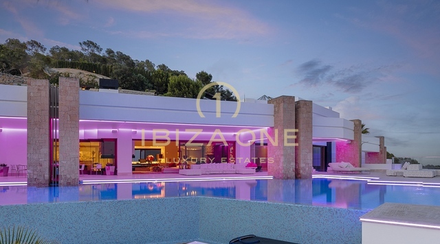 Mirage Ibiza - La mejor propiedad en Can Rimbau y cerca de Ibiza - Casa de lujo en alquiler - 3 piscinas exteriores climatizadas + jacuzzi en alquiler, Ibiza