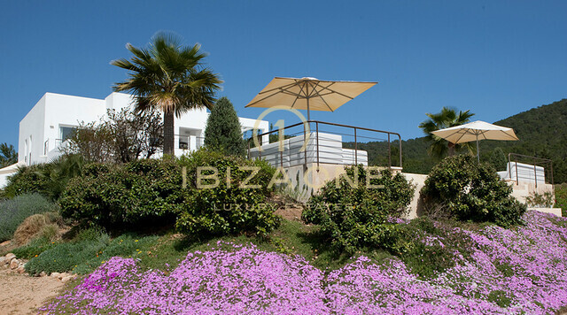 Luxe en moderne villa met gastenverblijf in Cala Jondal, op 5 minuten van de Blue Marlin te huur, Ibiza - Luxe en moderne villa met gastenverblijf in Cala Jondal, op 5 minuten van de Blue Marlin te koop, Ibiza