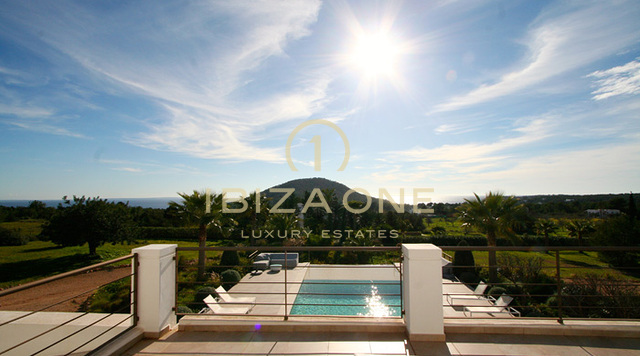 Luxuriöse und moderne Villa mit Gästehaus in Cala Jondal, 5 Minuten vom Blue Marlin entfernt, zu vermieten, Ibiza - Luxuriöse und moderne Villa mit Gästehaus in Cala Jondal, 5 Minuten vom Blue Marlin entfernt, zu verkaufen, Ibiza