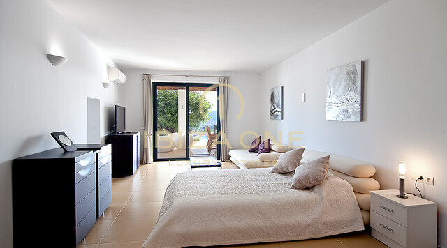 Finca de lujo de buen gusto cerca de Ibiza con vistas a Dalt Vila y al mar en venta, Ibiza - Finca de lujo de buen gusto cerca de Ibiza con vistas a Dalt Vila y al mar en alquiler, Ibiza
