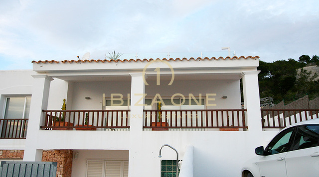 Luxury and Beautiful townhouse in Cala Carbo overlooking Es Vedra for sale, Ibiza - Luxury and Beautiful townhouse in Cala Carbo overlooking Es Vedra for rent, Ibiza