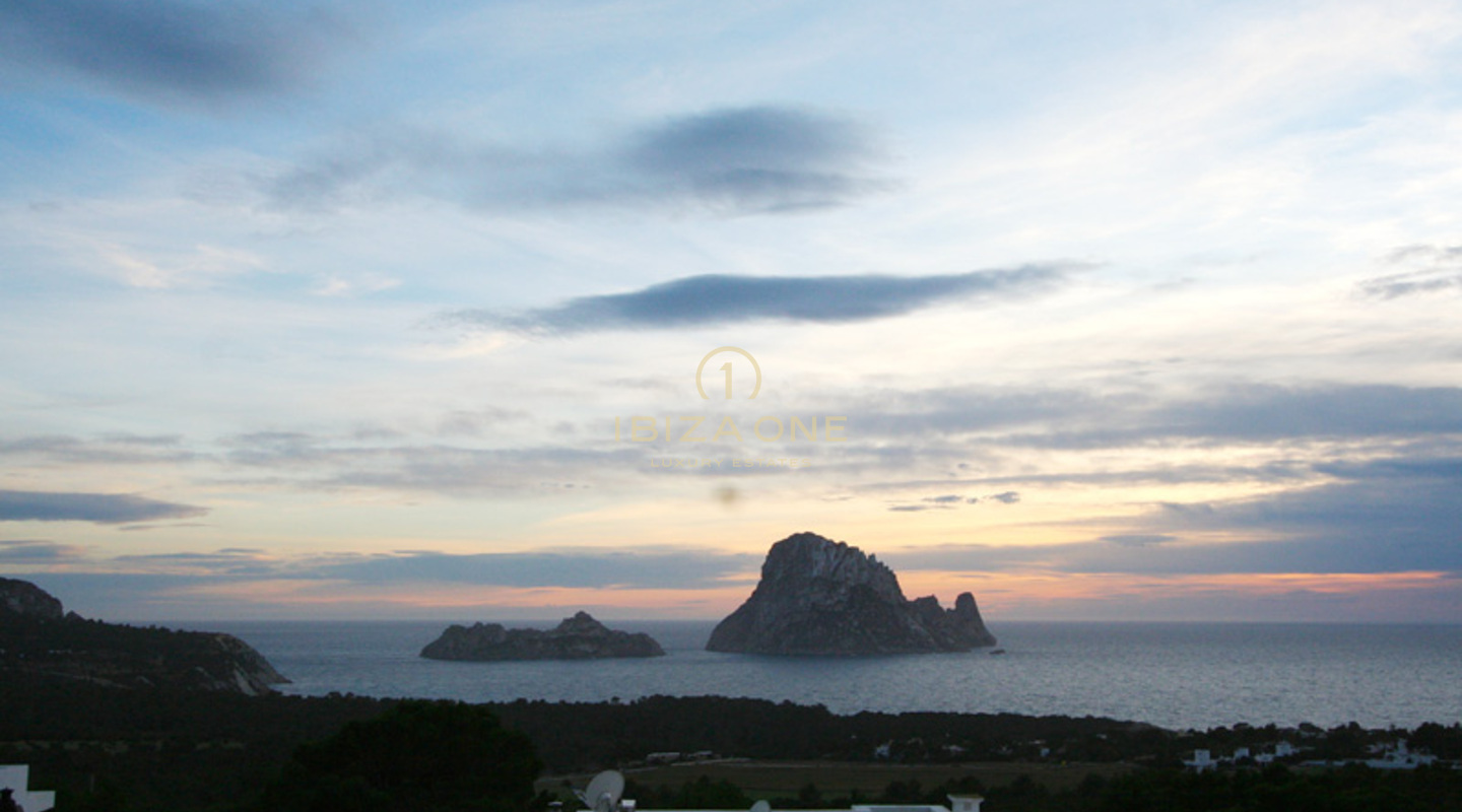 Lussuosa e splendida casa a schiera a Cala Carbo con vista su Es Vedra in vendita, Ibiza - Lussuosa e splendida casa a schiera a Cala Carbo con vista su Es Vedra in affitto, Ibiza