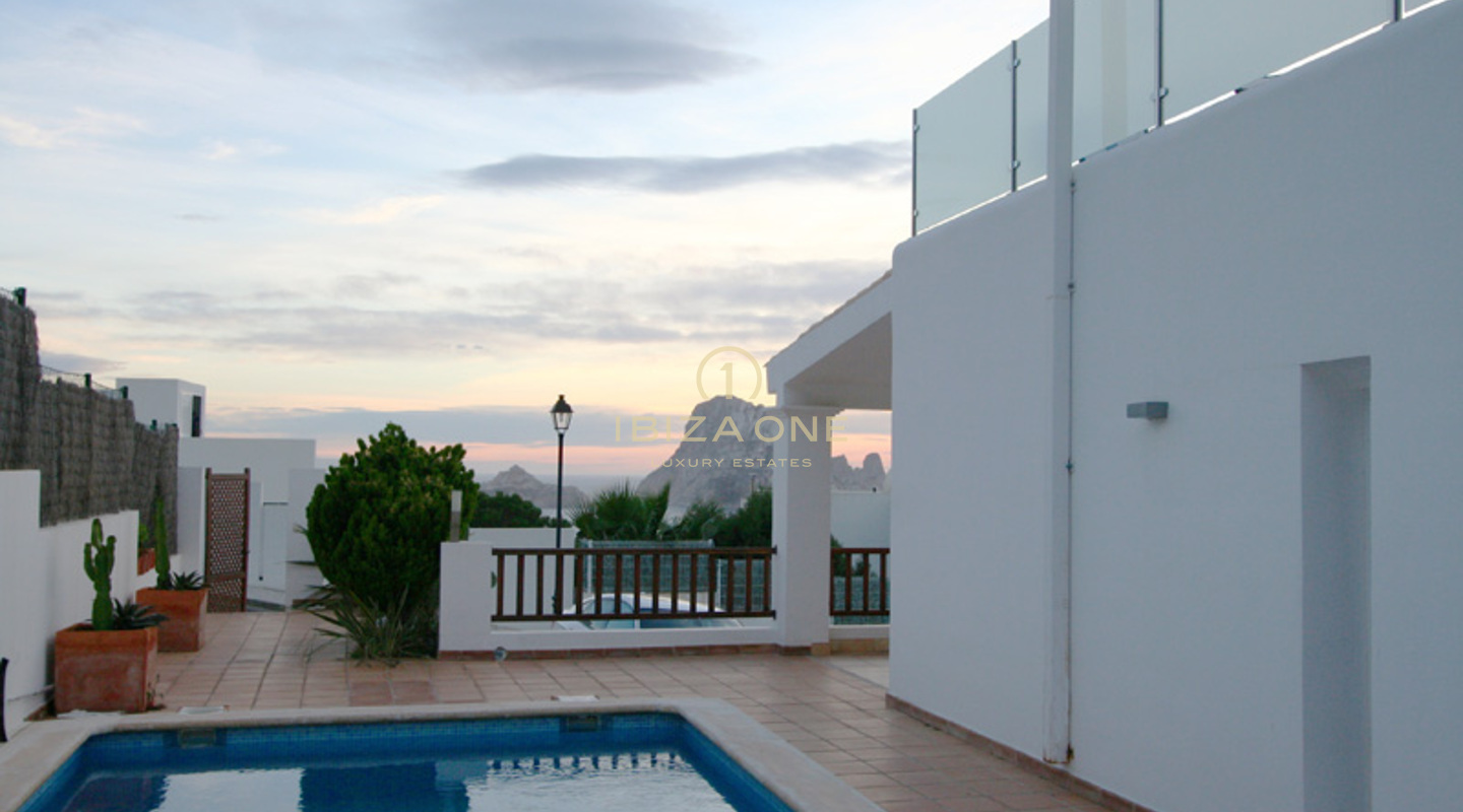 Lussuosa e splendida casa a schiera a Cala Carbo con vista su Es Vedra in vendita, Ibiza - Lussuosa e splendida casa a schiera a Cala Carbo con vista su Es Vedra in affitto, Ibiza