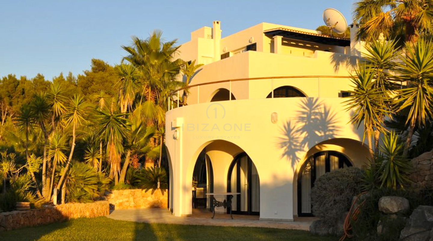 Proprietà di lusso e spaziosa con splendida vista mare completa in vendita, Ibiza - Proprietà di lusso e spaziosa con splendida vista mare completa in affitto, Ibiza