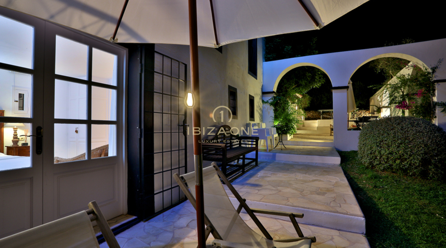 Representatieve luxe en gezellige villa te huur, Ibiza - Representatieve luxe en gezellige villa te koop, Ibiza