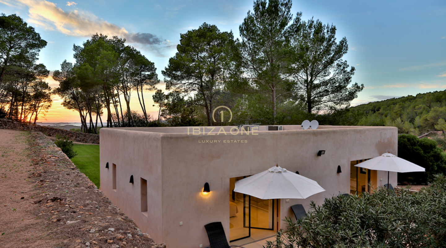 Rappresentativa villa di lusso e accogliente in affitto, Ibiza - Rappresentativa villa di lusso e accogliente in vendita, Ibiza