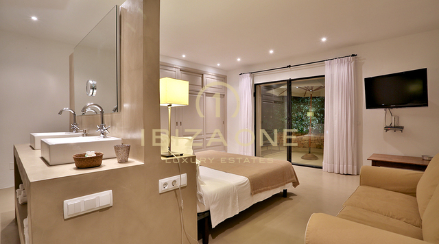 Representatieve luxe en gezellige villa te huur, Ibiza - Representatieve luxe en gezellige villa te koop, Ibiza