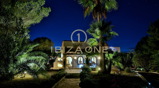 Representatieve luxe en gezellige villa te huur, Ibiza - Representatieve luxe en gezellige villa te koop, Ibiza