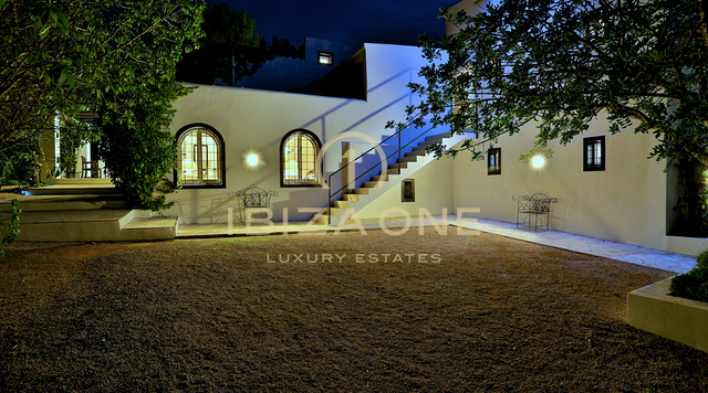 Repräsentative Luxus- und gemütliche Villa zu vermieten, Ibiza - Repräsentative Luxus- und gemütliche Villa zu verkaufen, Ibiza