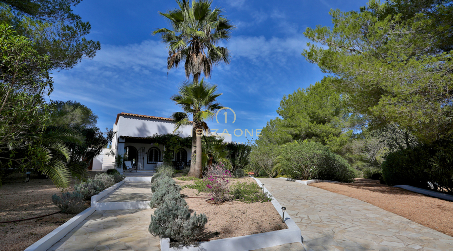 Villa representativa de lujo y acogedora en alquiler, Ibiza - Villa representativa de lujo y acogedora en venta, Ibiza