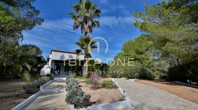 Rappresentativa villa di lusso e accogliente in affitto, Ibiza - Rappresentativa villa di lusso e accogliente in vendita, Ibiza