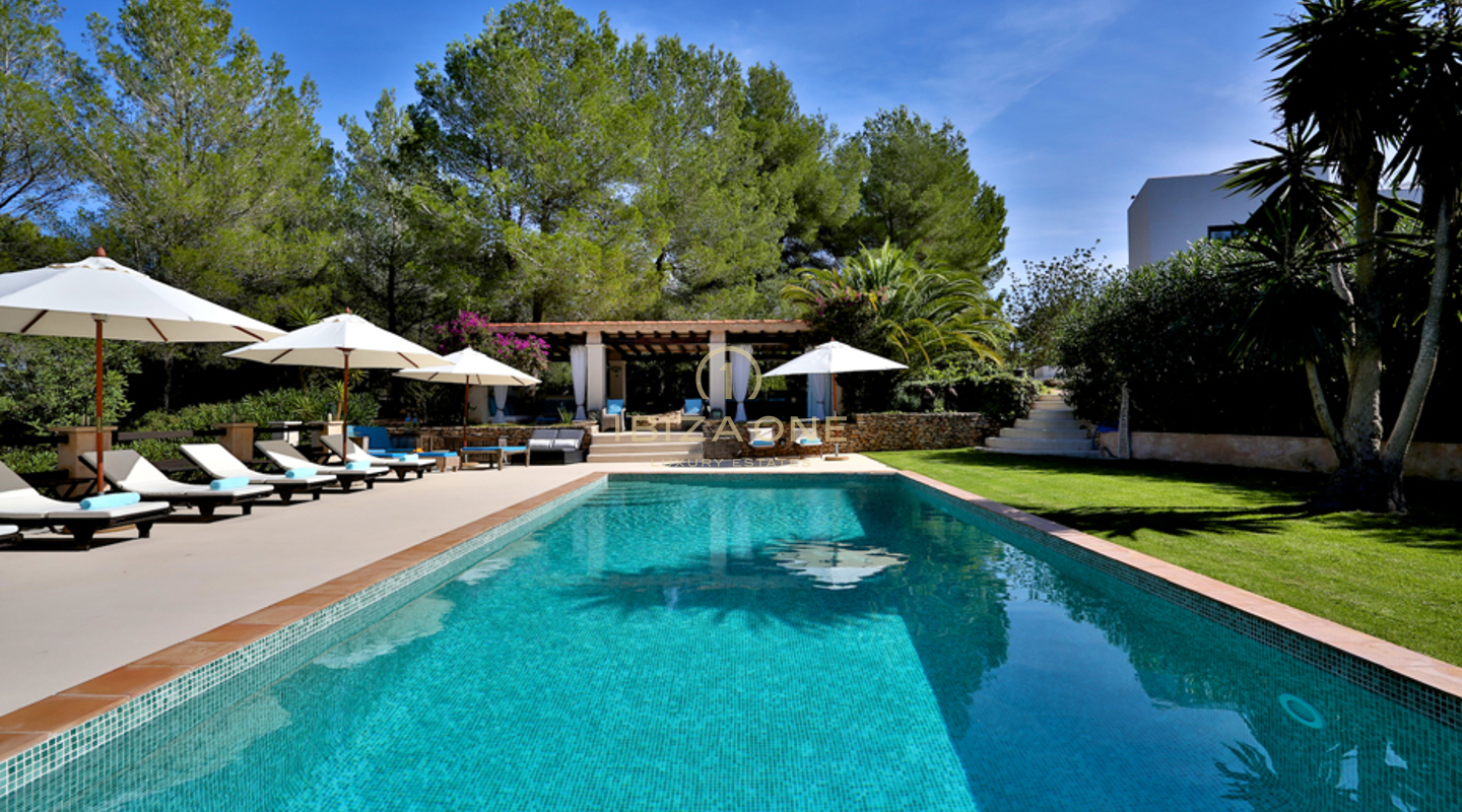 Rappresentativa villa di lusso e accogliente in affitto, Ibiza - Rappresentativa villa di lusso e accogliente in vendita, Ibiza