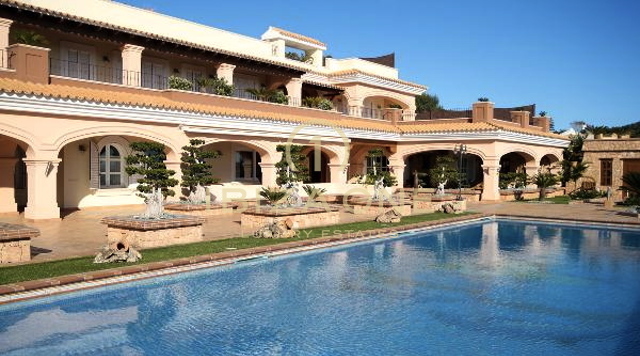 Sensationeel luxe onroerend goed / villa met prachtig uitzicht op Ibiza en de zee in Can Rimbau te koop, Ibiza - Sensationeel luxe onroerend goed / villa met prachtig uitzicht op Ibiza en de zee in Can Rimbau te huur, Ibiza