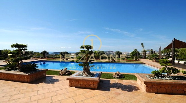 Sensationeel luxe onroerend goed / villa met prachtig uitzicht op Ibiza en de zee in Can Rimbau te koop, Ibiza - Sensationeel luxe onroerend goed / villa met prachtig uitzicht op Ibiza en de zee in Can Rimbau te huur, Ibiza
