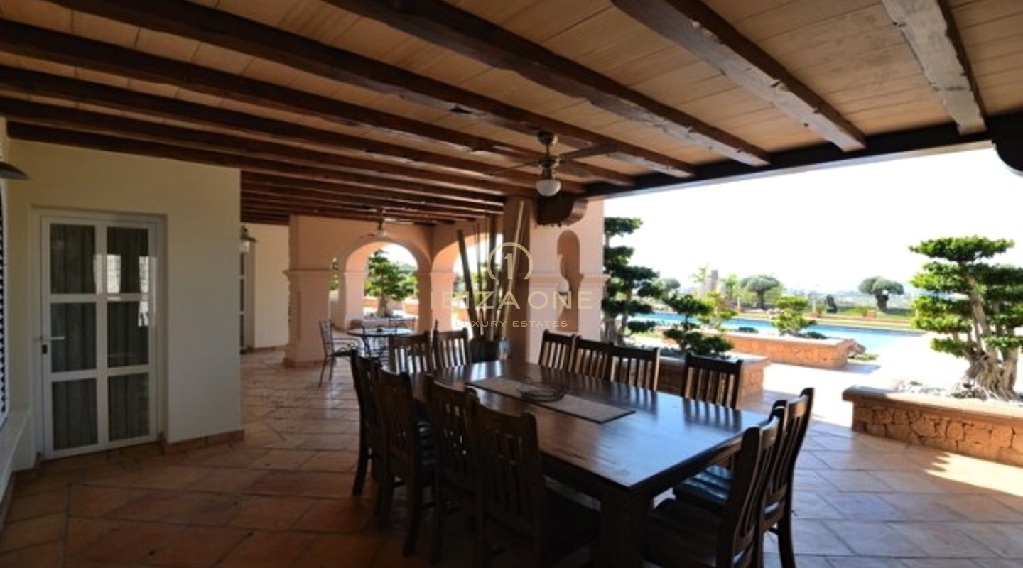 Sensationelle Luxusimmobilie / Villa mit herrlichem Blick auf Ibiza und das Meer in Can Rimbau zu verkaufen, Ibiza - Sensationelle Luxusimmobilie / Villa mit herrlichem Blick auf Ibiza und das Meer in Can Rimbau zu vermieten, Ibiza