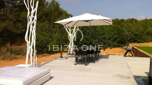 Luxuriöse und moderne Villa in Santa Gertrudis zu verkaufen, Ibiza - Luxuriöse und moderne Villa in Santa Gertrudis zu vermieten, Ibiza