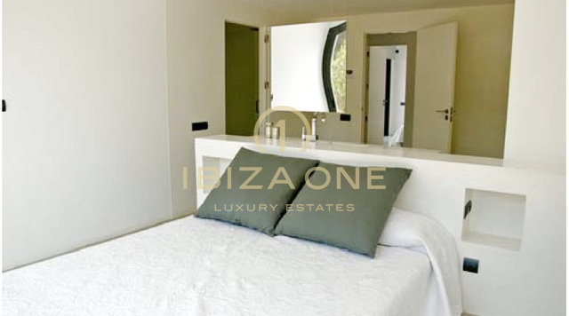 Villa de luxe et moderne à vendre à Santa Gertrudis, Ibiza - Villa de luxe et moderne à louer à Santa Gertrudis, Ibiza