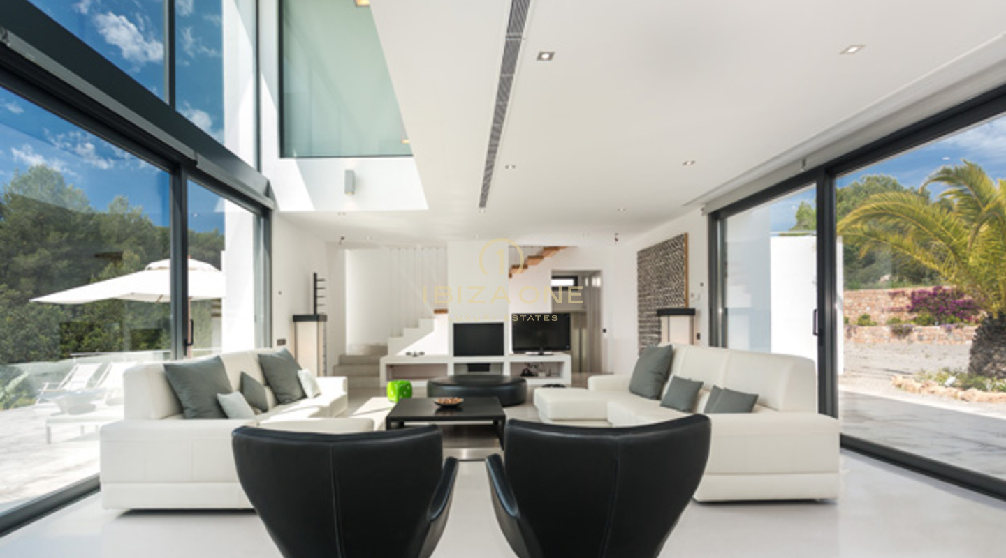 Luxury and modern villa in Santa Gertrudis for sale, Ibiza - Luxury and modern villa in Santa Gertrudis for rent, Ibiza