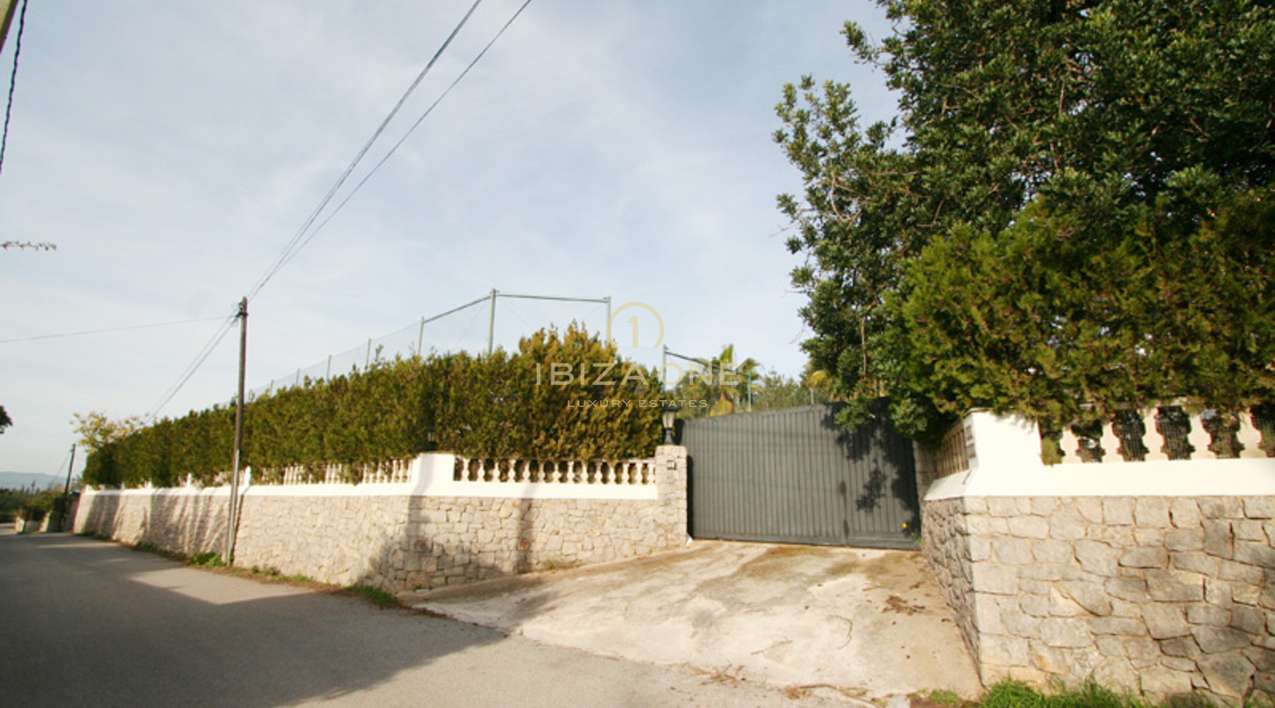 Schöne Finca / Villa in der Nähe von Ibiza zu verkaufen, Ibiza - Schöne Finca / Villa in der Nähe von Ibiza zu vermieten, Ibiza