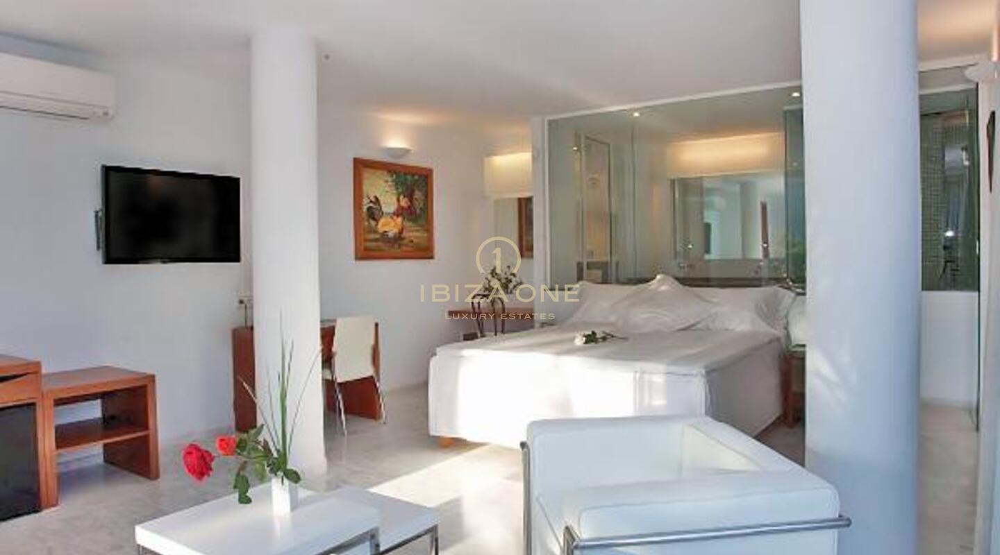 Sensationelle Luxusimmobilie / Villa nahe Ibiza zu vermieten, Ibiza - Sensationelle Luxusimmobilie / Villa nahe Ibiza zu verkaufen, Ibiza
