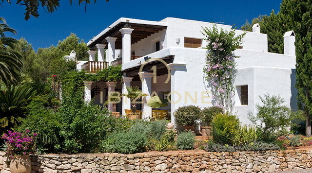 Magnifique propriété de luxe avec finca originale à vendre près de Santa Gertrudis, Ibiza - Magnifique propriété de luxe avec finca originale à louer près de Santa Gertrudis, Ibiza