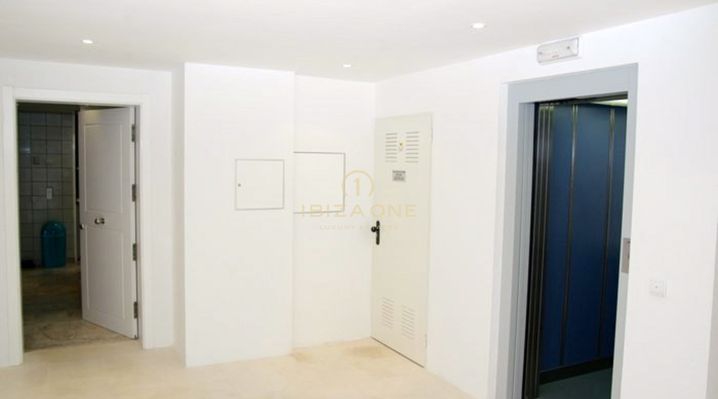 Prachtig luxe appartement aan de frontlinie te koop, Ibiza - Prachtig luxe appartement aan de frontlinie te huur, Ibiza