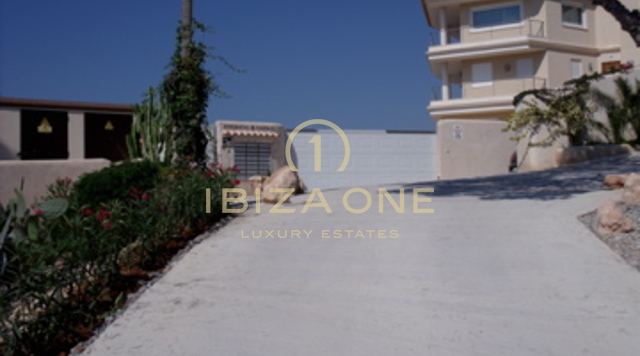 Apartamento de lujo en primera línea de mar en venta, Ibiza - Apartamento de lujo en primera línea de mar en alquiler, Ibiza