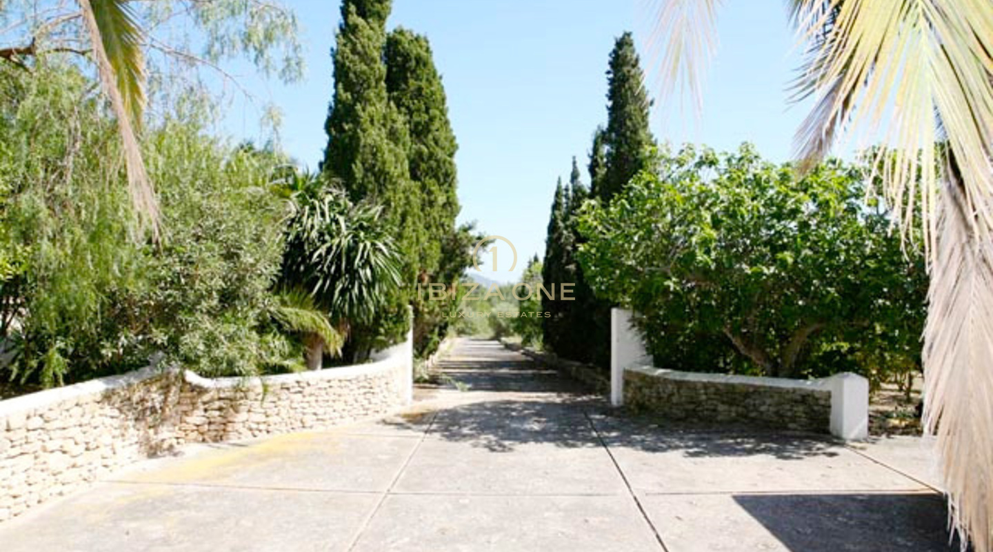 Finca di lusso con splendido e ampio giardino in vendita, Ibiza - Finca di lusso con splendido e ampio giardino in affitto, Ibiza