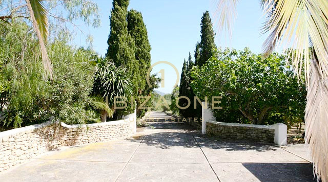 Luxusfinca mit wunderschönem und riesigem Garten zu verkaufen, Ibiza - Luxusfinca mit wunderschönem und riesigem Garten zu vermieten, Ibiza