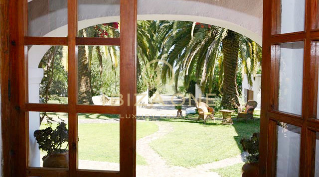 Luxusfinca mit wunderschönem und riesigem Garten zu verkaufen, Ibiza - Luxusfinca mit wunderschönem und riesigem Garten zu vermieten, Ibiza