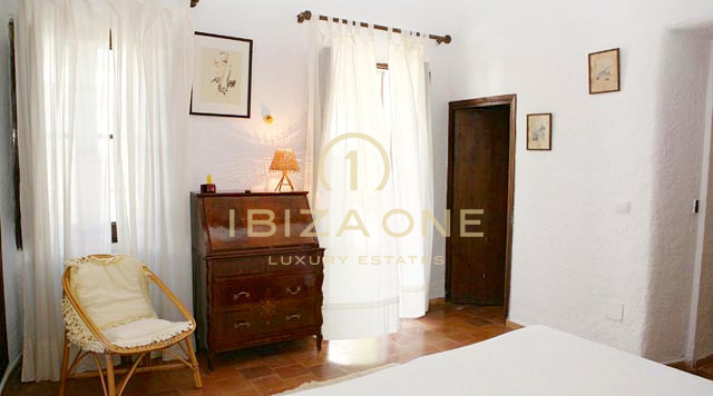 Luxury finca with beautiful and huge garden for sale, Ibiza - Luxury finca with beautiful and huge garden for rent, Ibiza