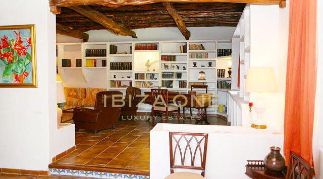 Luxusfinca mit wunderschönem und riesigem Garten zu verkaufen, Ibiza - Luxusfinca mit wunderschönem und riesigem Garten zu vermieten, Ibiza