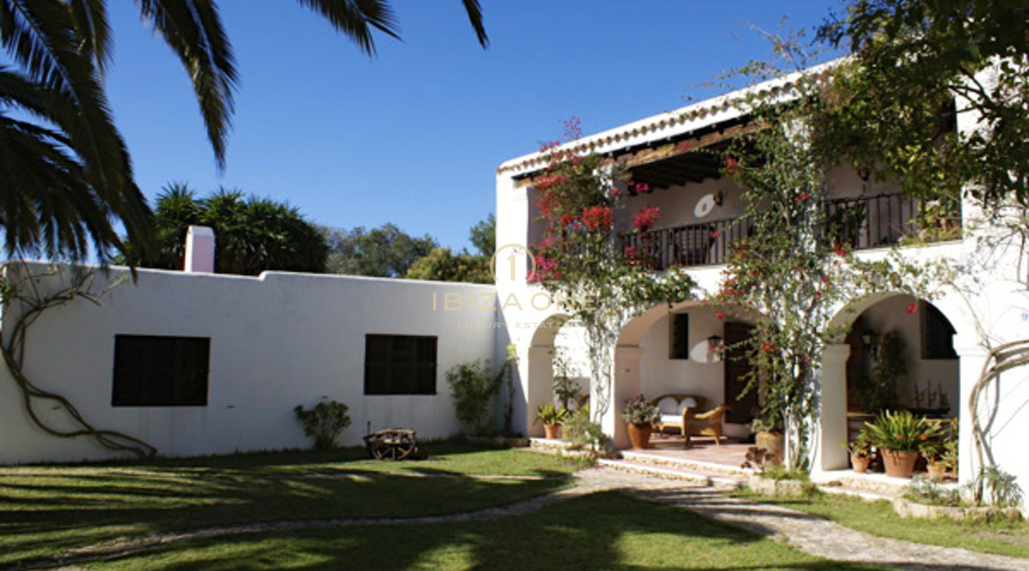 Finca de luxe avec beau et immense jardin à vendre, Ibiza - Finca de luxe avec beau et immense jardin à louer, Ibiza