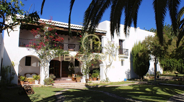Finca di lusso con splendido e ampio giardino in vendita, Ibiza - Finca di lusso con splendido e ampio giardino in affitto, Ibiza