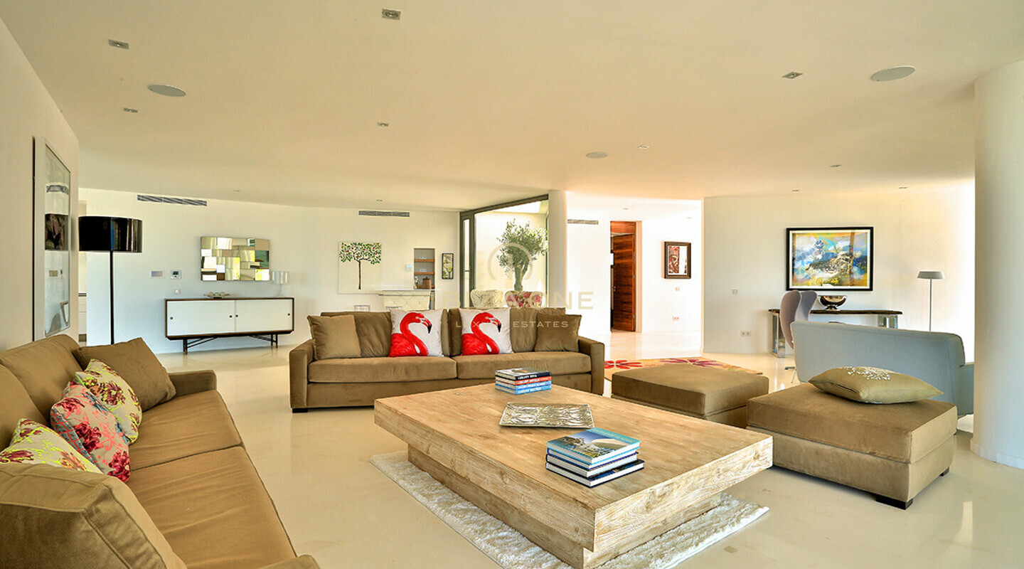 Modern luxury villa in Vista Alegre / Es Cubells with a good sea view for sale, Ibiza - Modern luxury villa in Vista Alegre / Es Cubells with a good sea view for rent, Ibiza